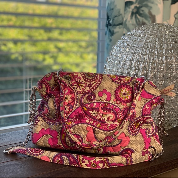 Vera Bradley Paisley Quilted shoulder Chain Bag Pink - Picture 16 of 16